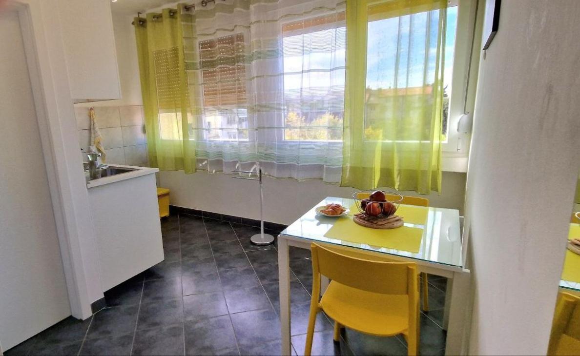 Apartments Zvone Σπλιτ Εξωτερικό φωτογραφία